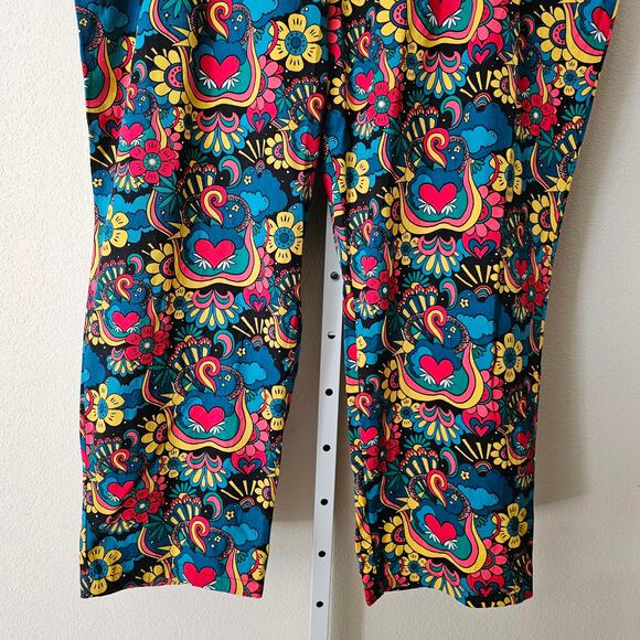 Lucy & Yak Colorful Floral Cropped Pants - Picture 6 of 16